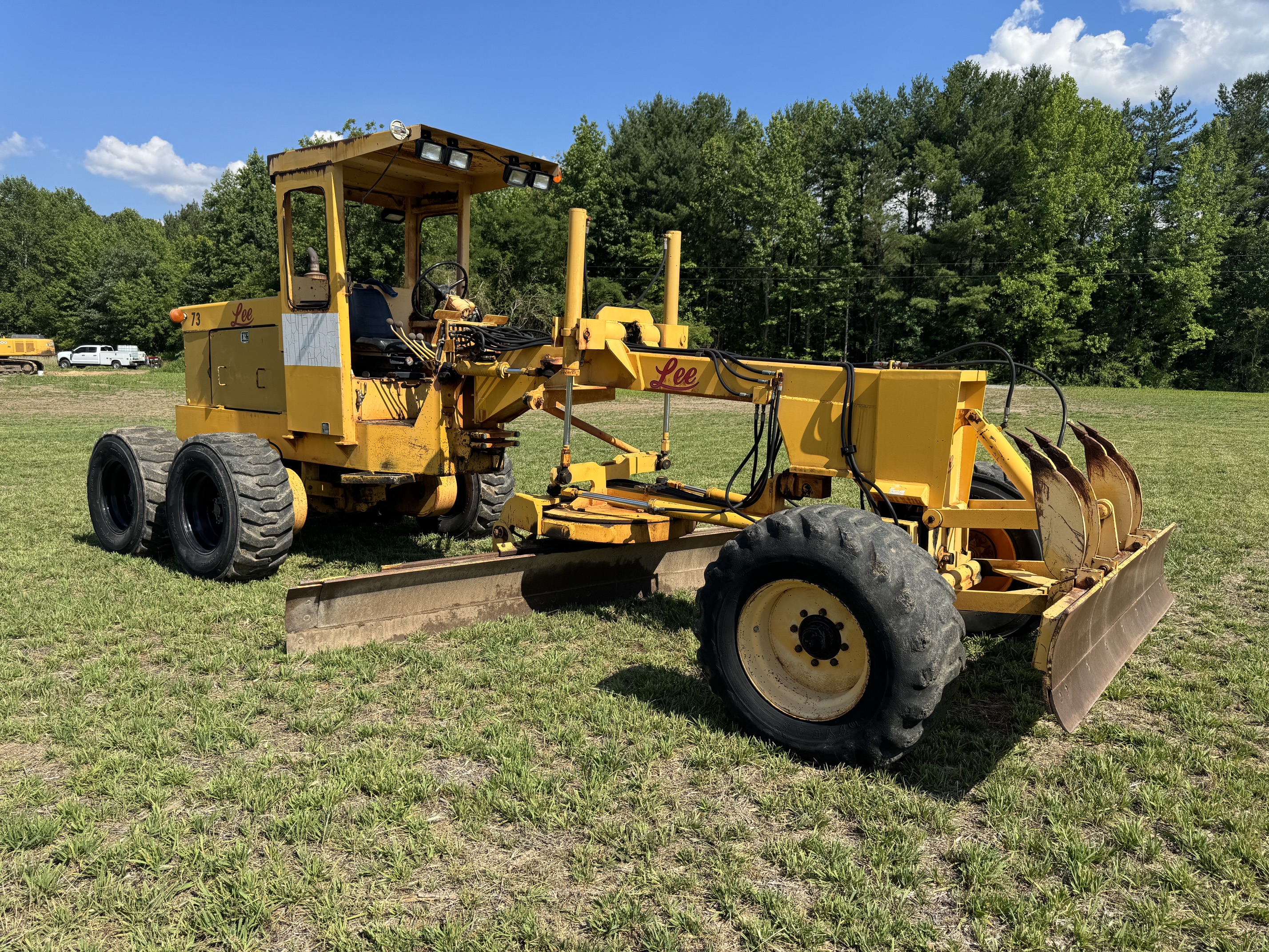 Lee Grader G550